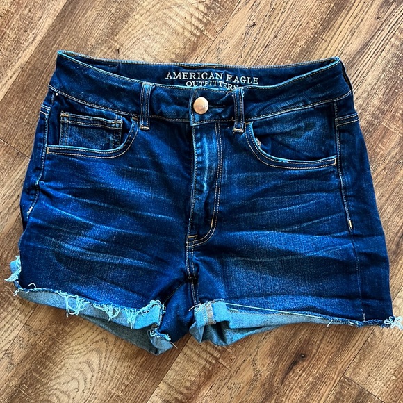 American Eagle Shorts - Picture 1 of 2